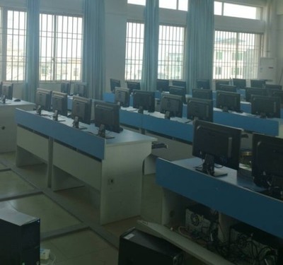 【供應(yīng)小學(xué)電腦實驗室成套設(shè)備 多媒體平臺等設(shè)備】價格,廠家,圖片,其他實驗室儀器、配套設(shè)備,廣州市科勝信息技術(shù)-